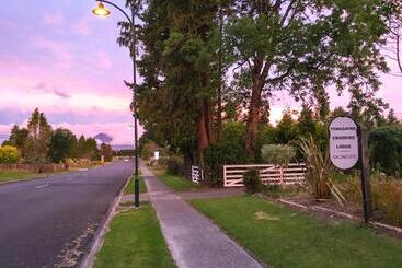 هتل Tongariro Crossing Lodge