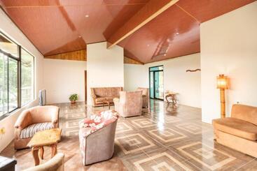 هاستل Monteverde Ecolove