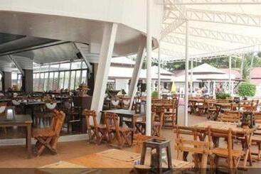 Al S Resort