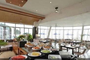 Al S Resort