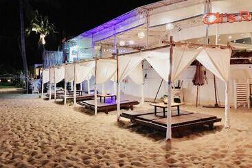 Al S Resort