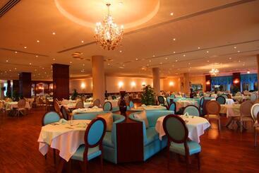 هتل Amwaj Oyoun Resort & Spa Sharm El Sheikh 
