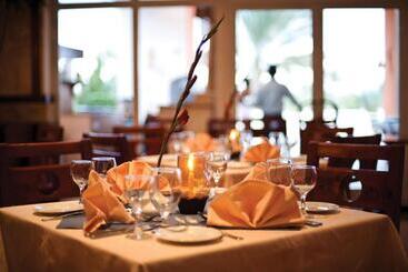 هتل Amwaj Oyoun Resort & Spa Sharm El Sheikh 
