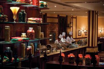هتل Amwaj Oyoun Resort & Spa Sharm El Sheikh 