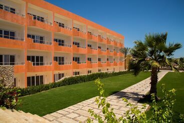 هتل Amwaj Oyoun Resort & Spa Sharm El Sheikh 