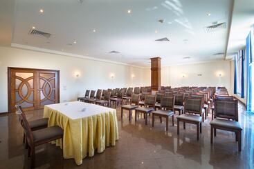 هتل Amwaj Oyoun Resort & Spa Sharm El Sheikh 