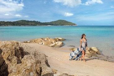 هتل Anantara Lawana Koh Samui Resort