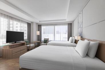 هتل Courtyard By Marriott Bangkok