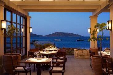 هتل Elounda Peninsula Luxury Resort, Six Senses Spa