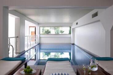 هتل Elounda Peninsula Luxury Resort, Six Senses Spa