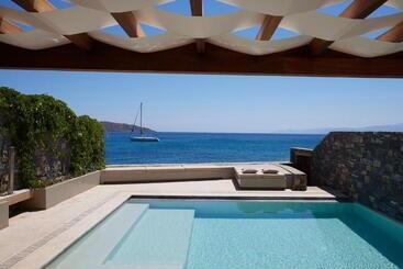 هتل Elounda Peninsula Luxury Resort, Six Senses Spa
