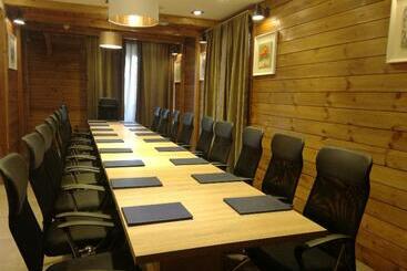 هتل Four Points By Sheraton Kolasin