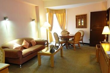 هتل Grand Continental  Kuala Terengganu