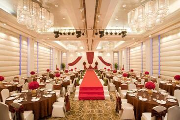 هتل Grand Mercure Shanghai Hongqiao