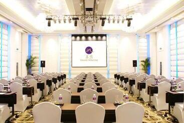 هتل Grand Mercure Shanghai Hongqiao