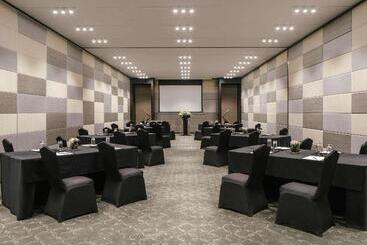 هتل Grand Mercure Shanghai Hongqiao