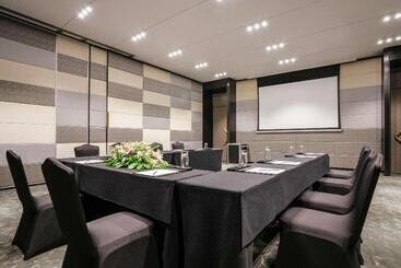 هتل Grand Mercure Shanghai Hongqiao
