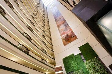 هتل Grand Mercure Shanghai Hongqiao