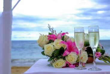 هتل Grand Sirenis Punta Cana Resort & Aquagames   All Inclusive