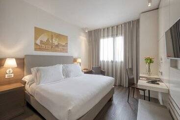 هتل H10 Roma Citta