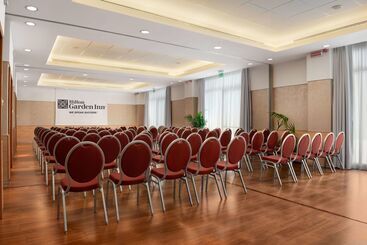 호텔 Hilton Garden Inn Rome Airport