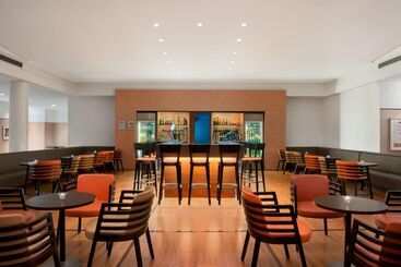 호텔 Hilton Garden Inn Rome Airport