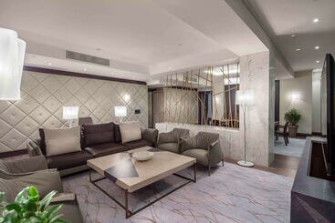 هتل Hilton Podgorica Crna Gora