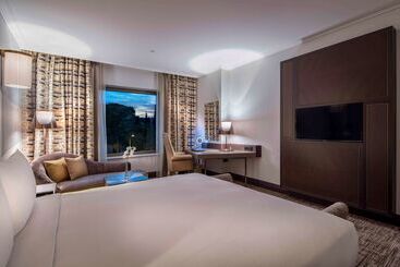 هتل Hilton Podgorica Crna Gora