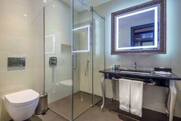 هتل Hilton Podgorica Crna Gora