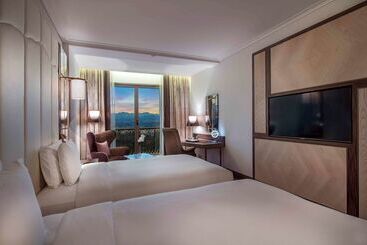 هتل Hilton Podgorica Crna Gora