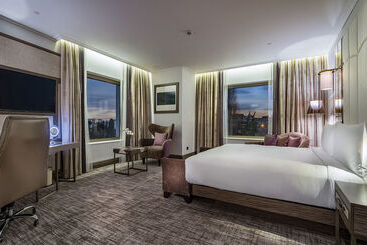 هتل Hilton Podgorica Crna Gora
