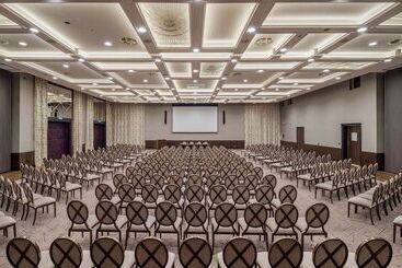 هتل Hilton Podgorica Crna Gora