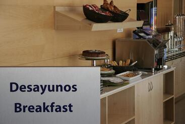 هتل Holiday Inn Express Madrid Getafe, An Ihg