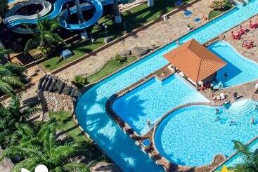 Hot Star Thermas Hotel   No Centro De Caldas Novas