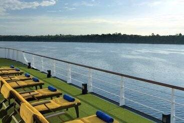 هتل Grand Amazon Expedition