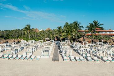 هتل Iberostar Waves Paraíso Beach