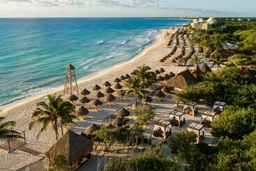 هتل Iberostar Waves Paraíso Beach