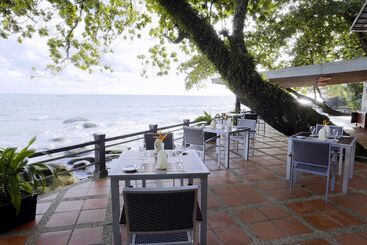 Independence Hotel Resort & Spa