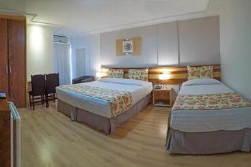 Otel Laguna Plaza