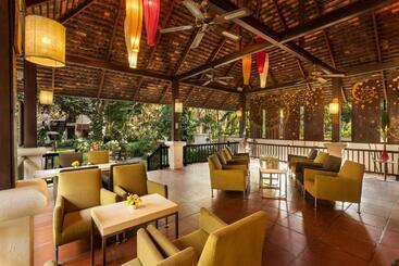 هتل Lanna Dusita Riverside Boutique Resort