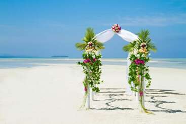 هتل Lomani Island Resort – Adults Only