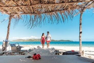 هتل Malolo Island Resort