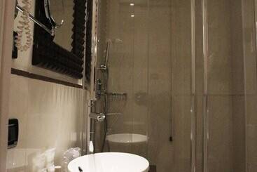هتل Milano & Spas