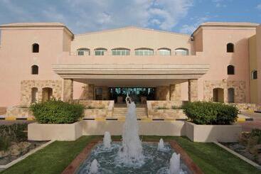 Mövenpick Hotel & Resort Al Bida A