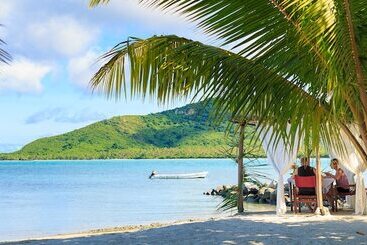 هتل Navutu Stars Resort