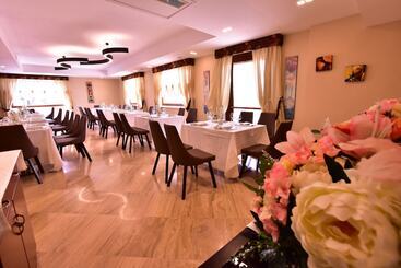 Palazzo Rosenthal Vesuview Hotel & Resort