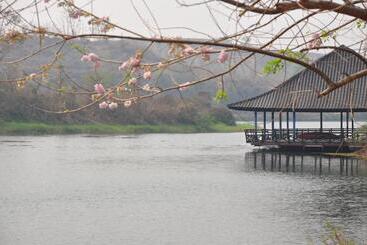 هتل Phu Pha Nam Resort