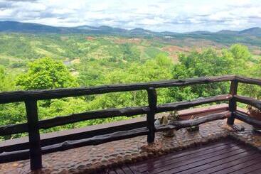 هتل Phu Pha Nam Resort