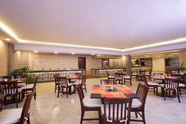 هتل Pickalbatros Aqua Vista Resort  Hurghada