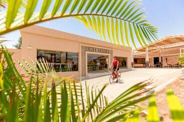هتل Pickalbatros Aqua Vista Resort  Hurghada